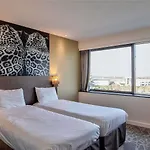 Hotel Ibis Styles Saint Julien En Genevois Vitam Neydens