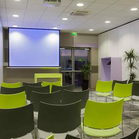 Ibis Styles Saint Julien En Genevois Vitam Hotel Neydens