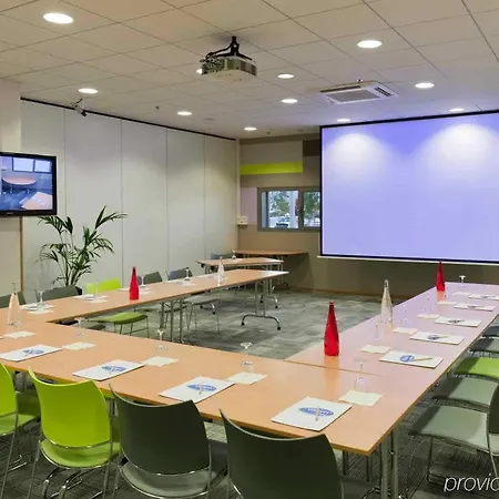 Hotel Ibis Styles Saint Julien En Genevois Vitam Neydens