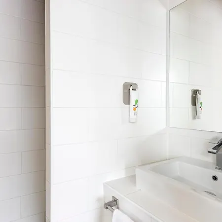 Ibis Styles Saint Julien En Genevois Vitam Hotel 3*