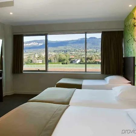 Ibis Styles Saint Julien En Genevois Vitam Hotel Neydens