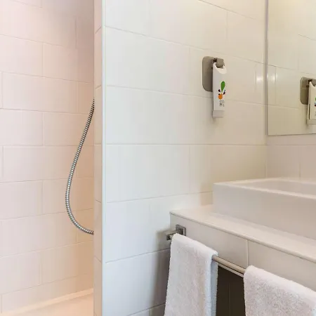 Ibis Styles Saint Julien En Genevois Vitam Hotel Neydens